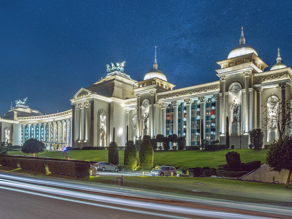 ? The Land of Legends Kingdom ?