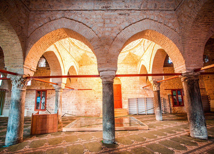 antalya_yivli_minare_camii_ic_mimari